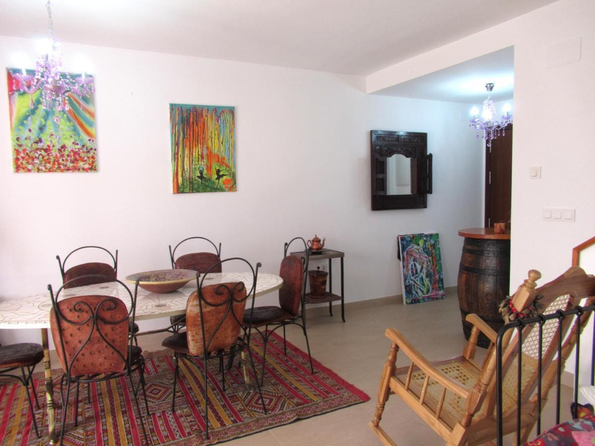 Single Room In Private House เอลรอมปิโด ภายนอก รูปภาพ